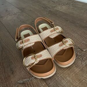 Dolce Vita Starla Sandals - Tan multi woven